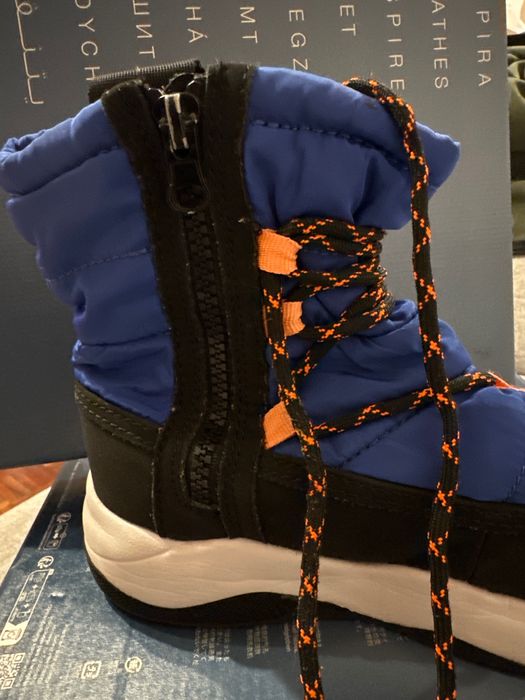 Детски боти Reserved