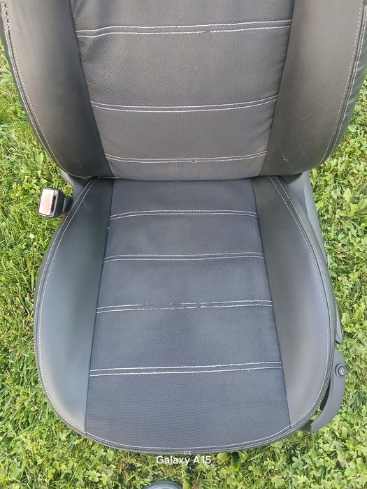 Interior piele perforata alcantara scaune ford focus 2 facelift 2009