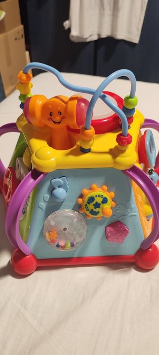 Vând jucărie interactiva pentru copii