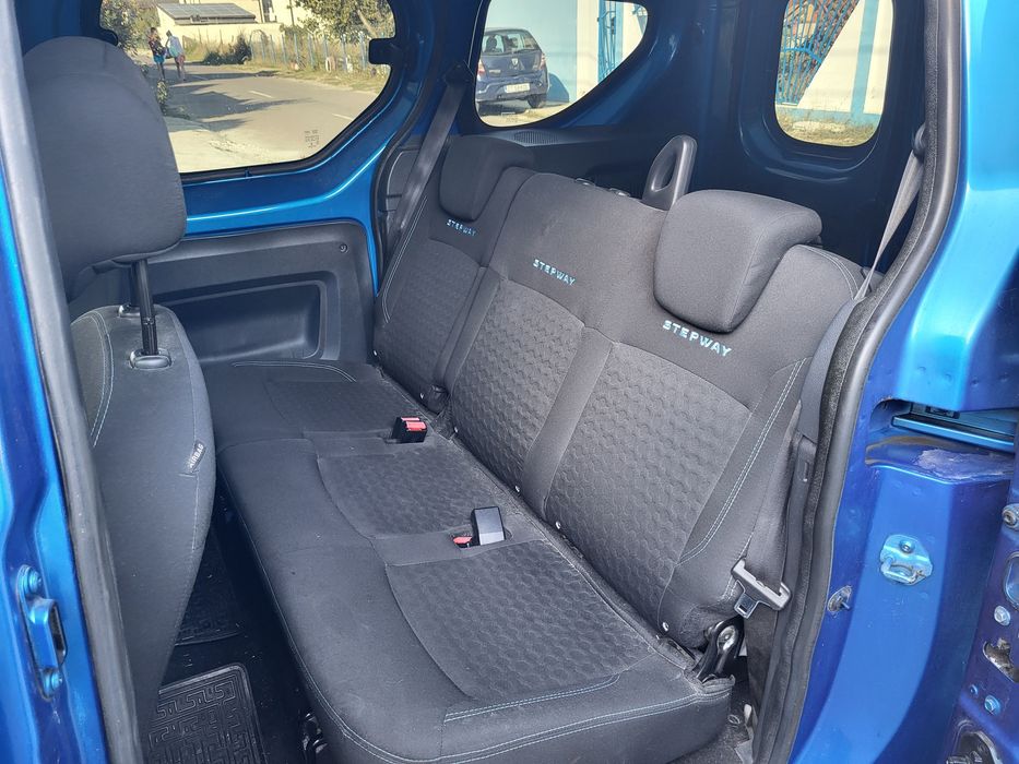 Vând Dacia Dokker Stepway 1.2Tce