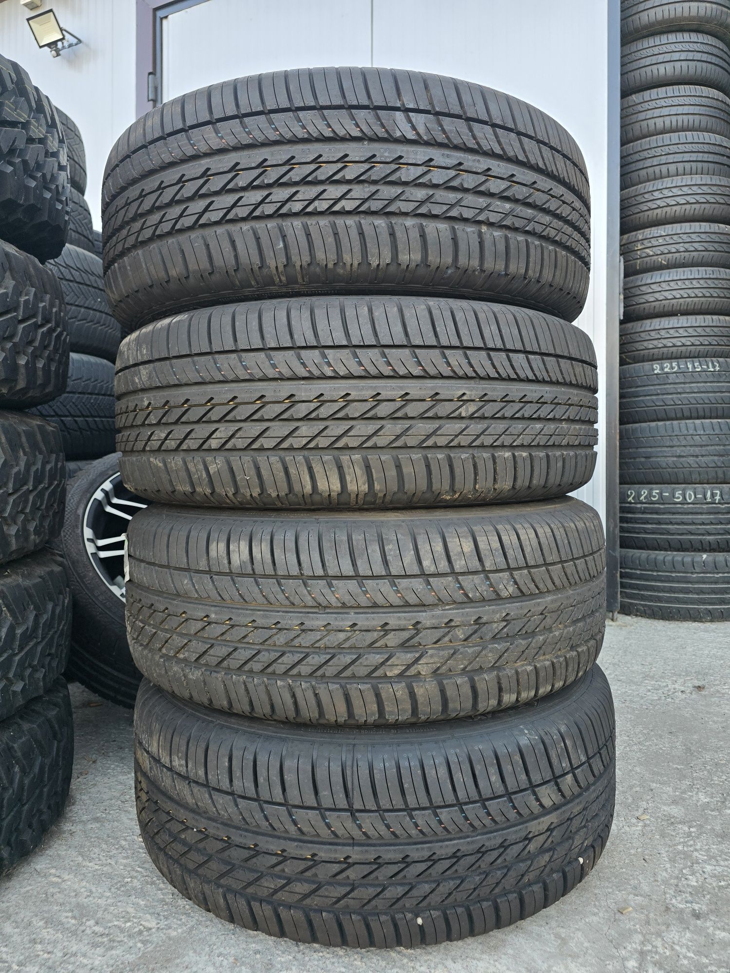 4 Броя НОВИ 255/50/20 Goodyear 23dot