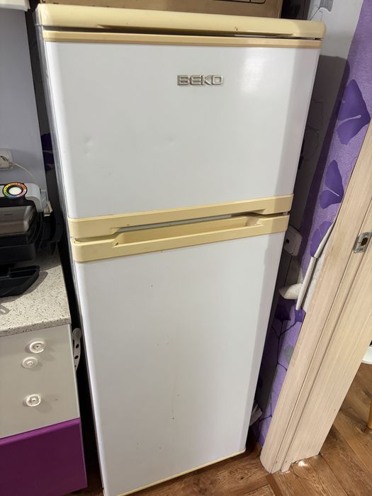 Холодильник 30.000