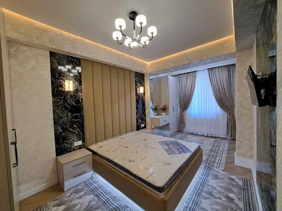 3 xonali kvartira sotiladi