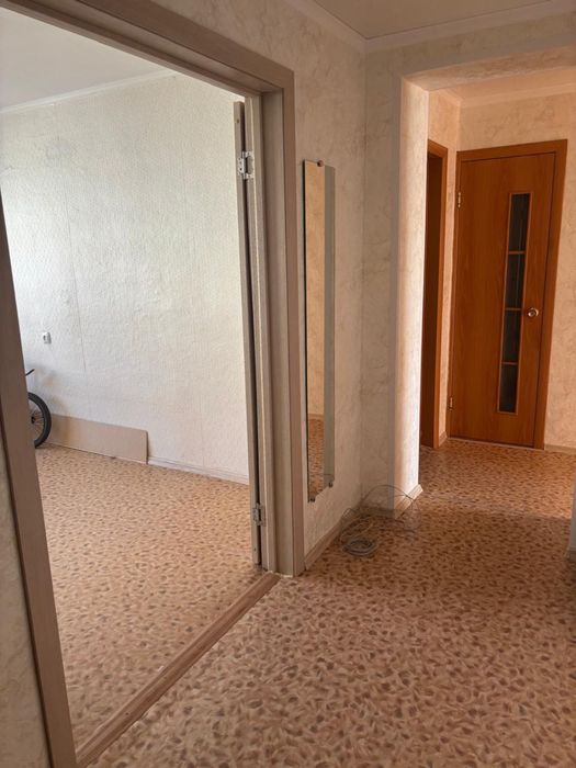 Продам 2 комн нов план ,20 мкр