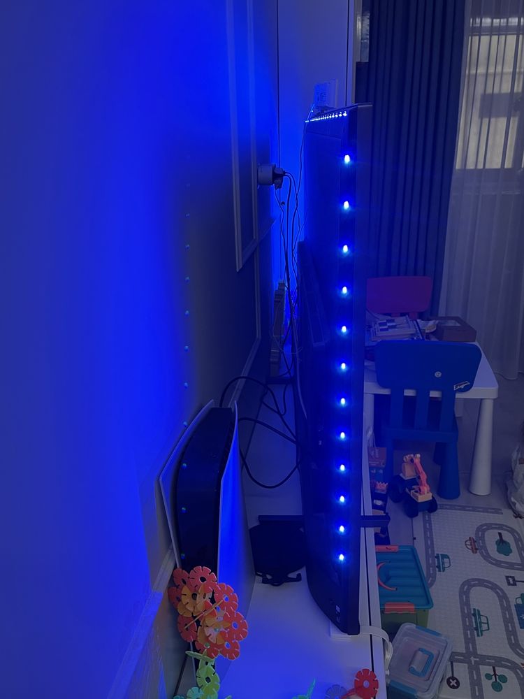 Vand Tv PHILIPS Ambilight