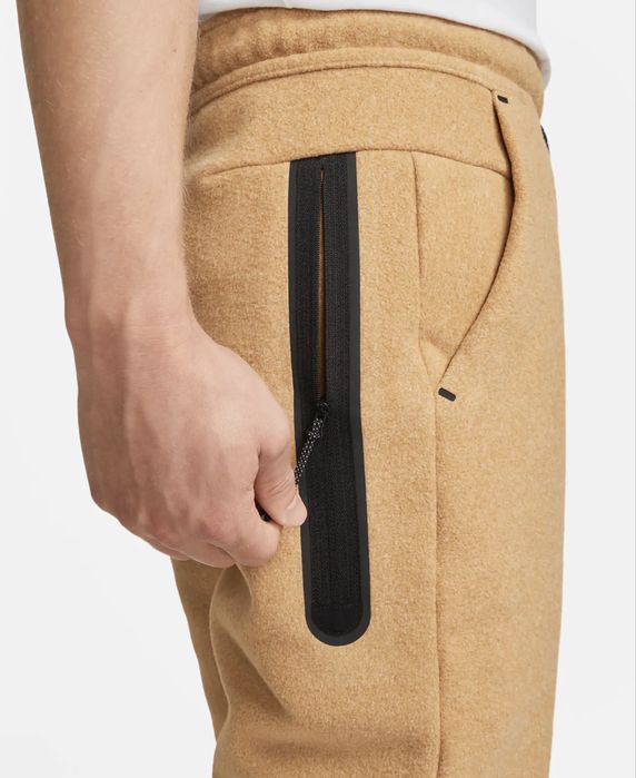Мъжки поларени долнища Nike Tech Winterzed - размери M и L