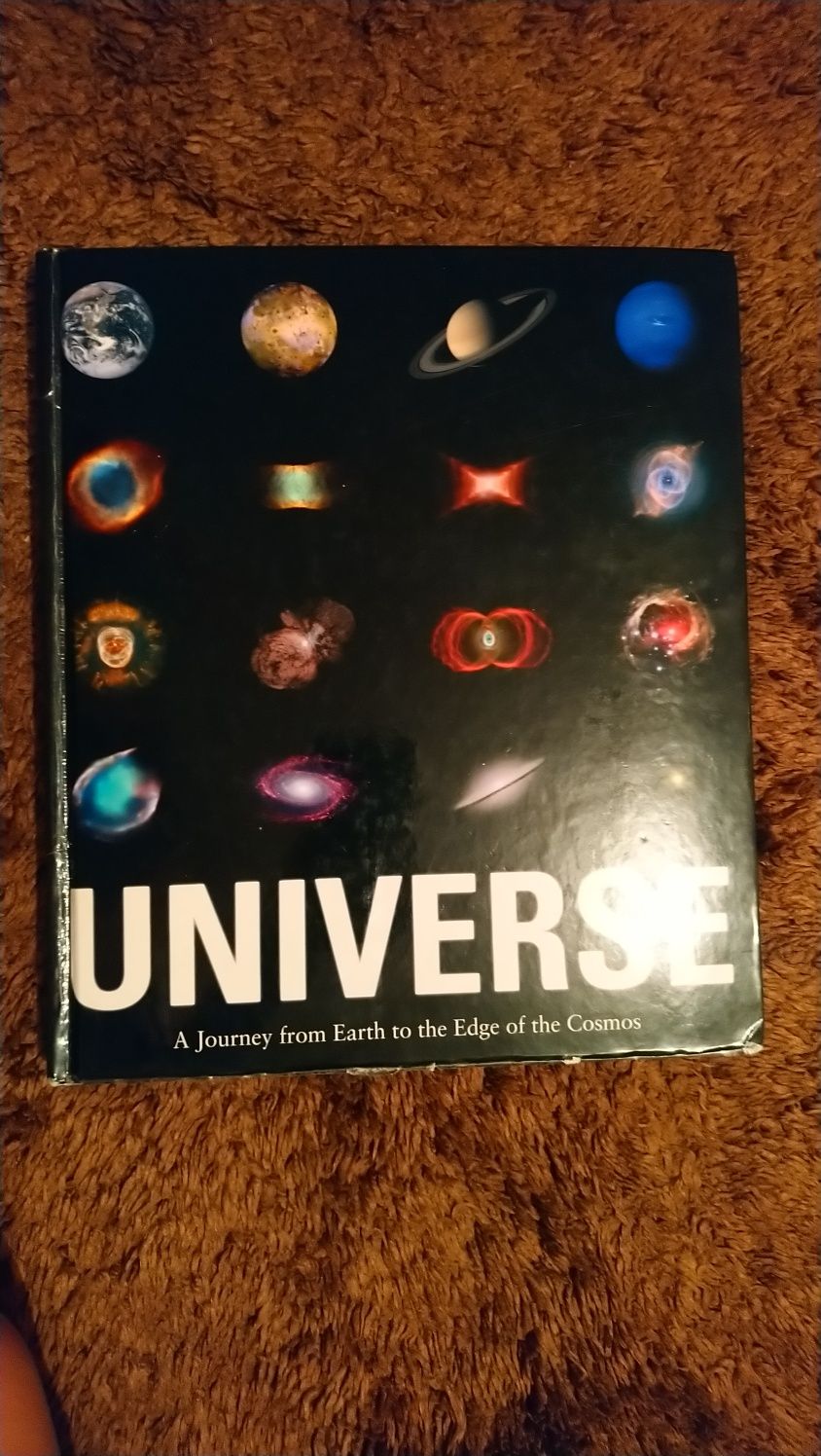 Космоса Universe на английския език