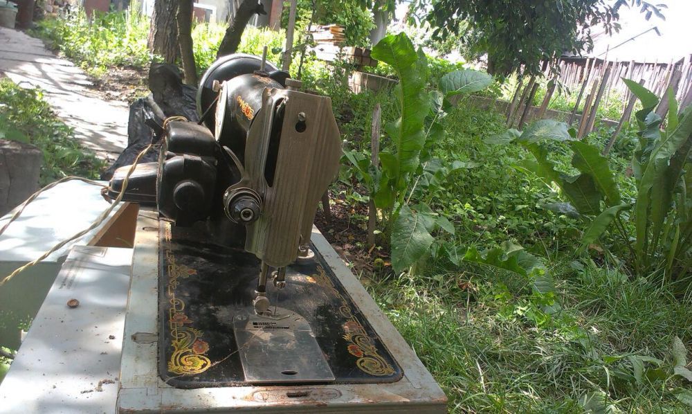 Masina de cusut ruseasca