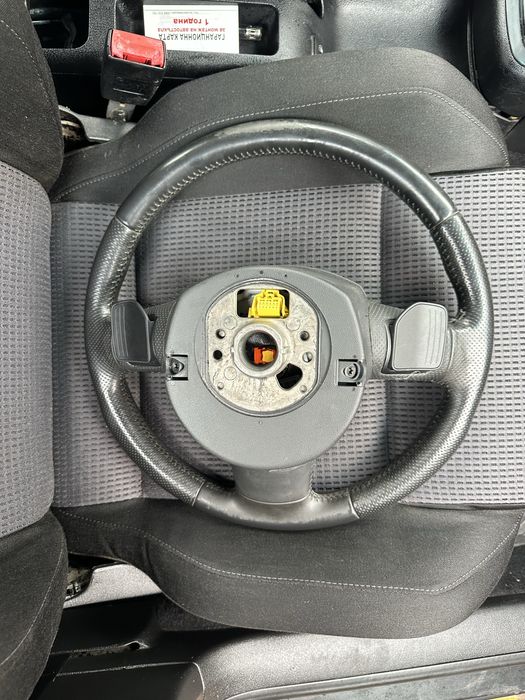 Трилъчев волан Audi a3