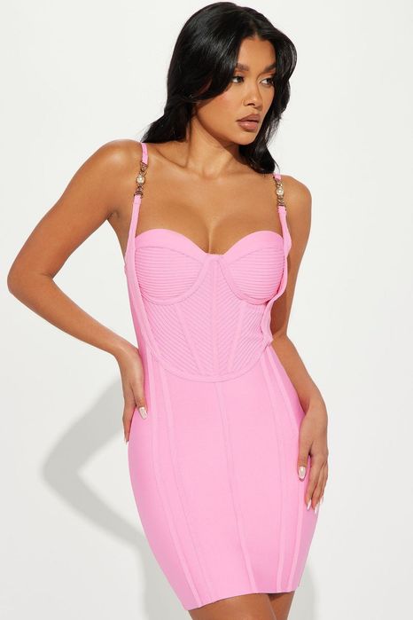 Коктейлна трикотажна рокля Fashion Nova