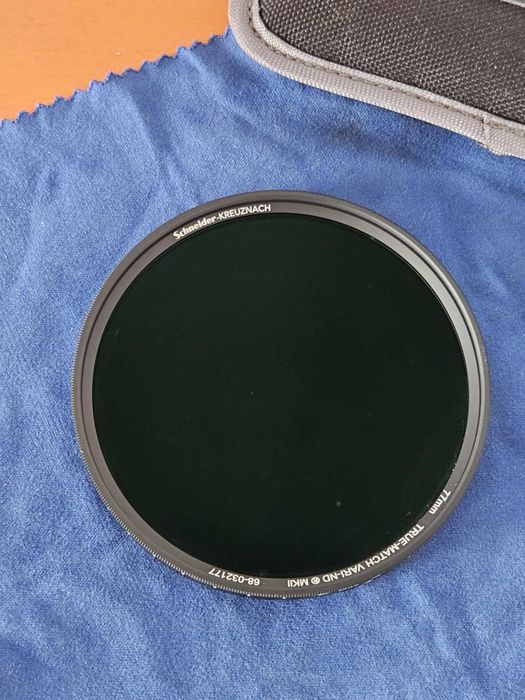 Варио ND филтър Schneider 77mm True-Match MKII