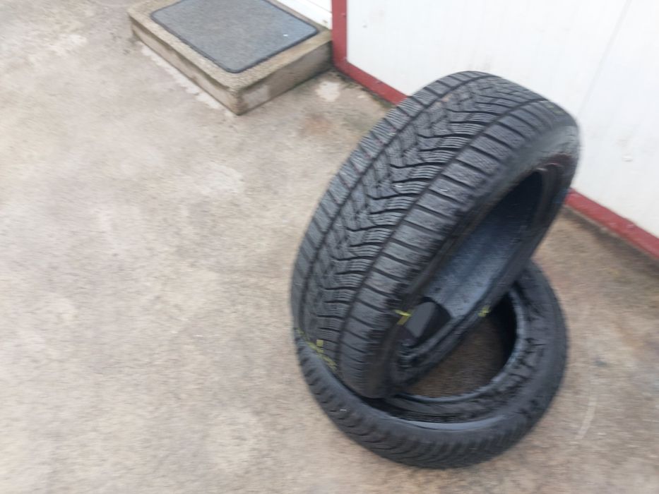 150 lei bucata!Doua anvelope M+S/IARNA 215 55 17 Dunlop dot 2021! 8 mm