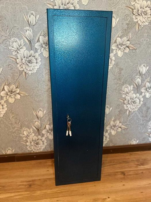 Металлический сейф