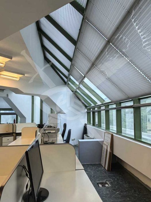 Дава се под наем Офис в София, Подуяне - 95 кв.м за 800 € - Снимка #1