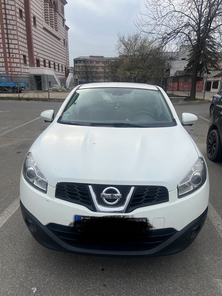 Vând Nissan Qashqai 1,6,  diesel, 2011 noiembrie