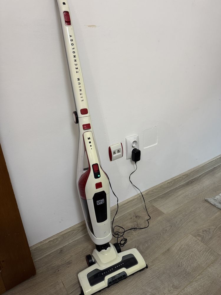 Aspirator portabil