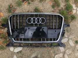 Решетка audi Q5