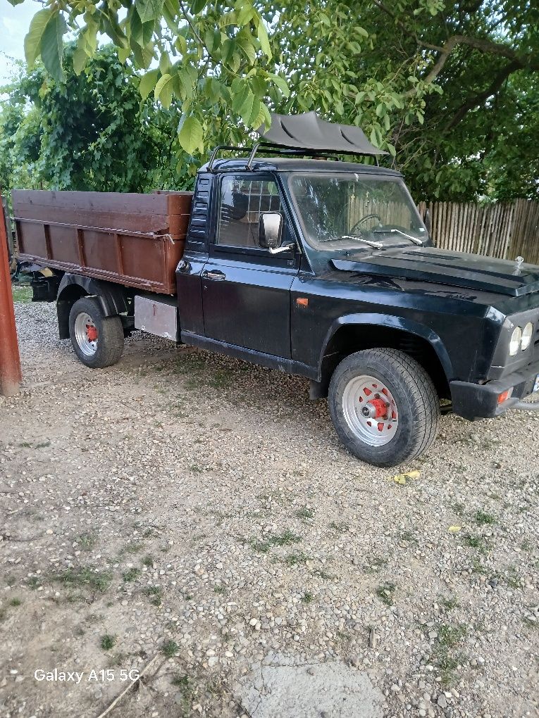 Vând aro camioneta