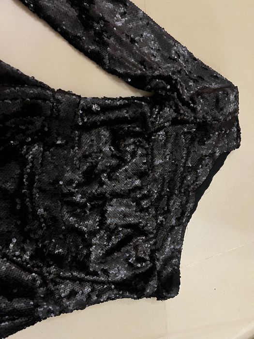 Красива рокля с пайети