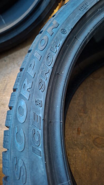 2buc 285 35 R21  Pirelli iarna M+S cauciucuri anavelope ms 21