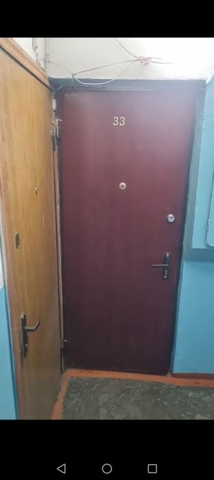 Продам железную дверь