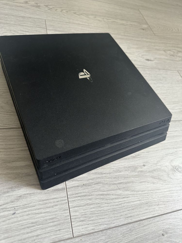 Ps4 pro.