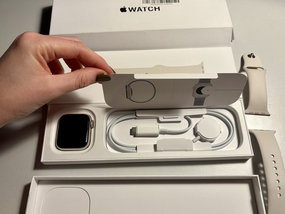 Apple Watch SE (2024)