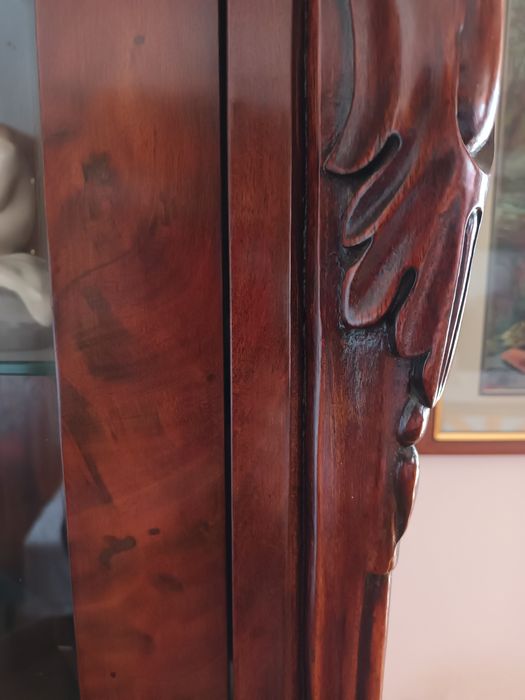 Vitrină din lemn mahon stil Biedermeier, anul 1900