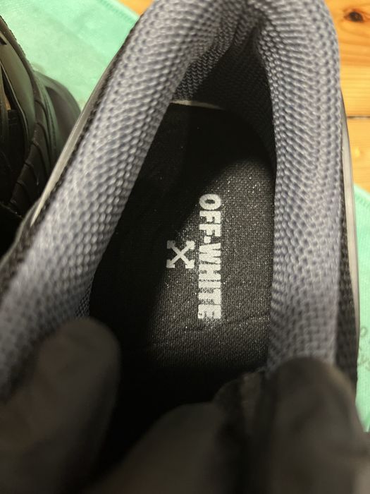 Обувки off-white