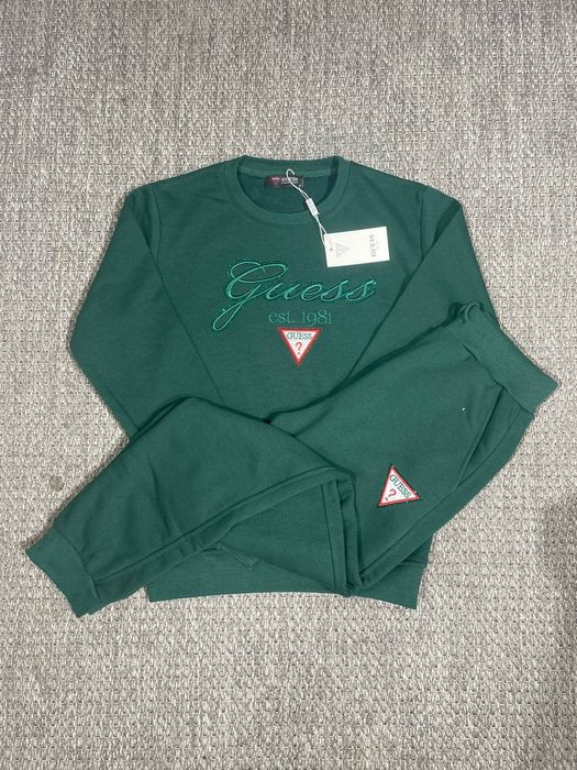 Дамски комплекти