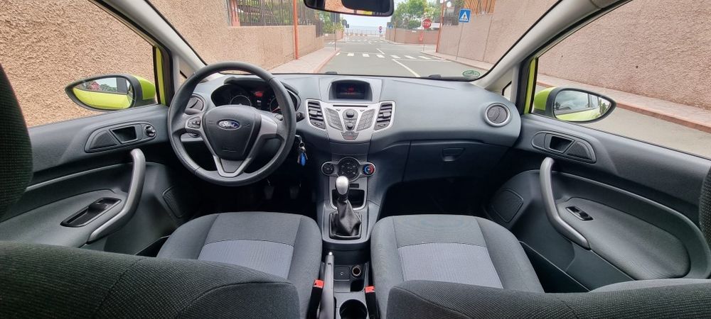 Ford Fiesta 1.4 Tdci 70 CP (  consum foarte mic  )