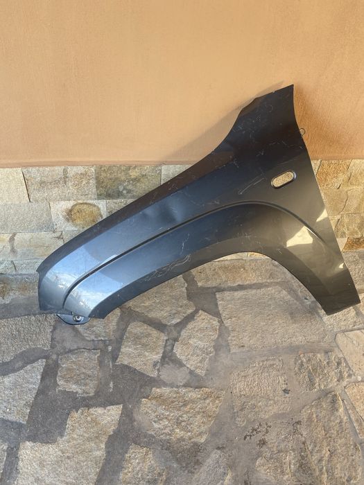 VW Amarok преден ляв калник  2018 г