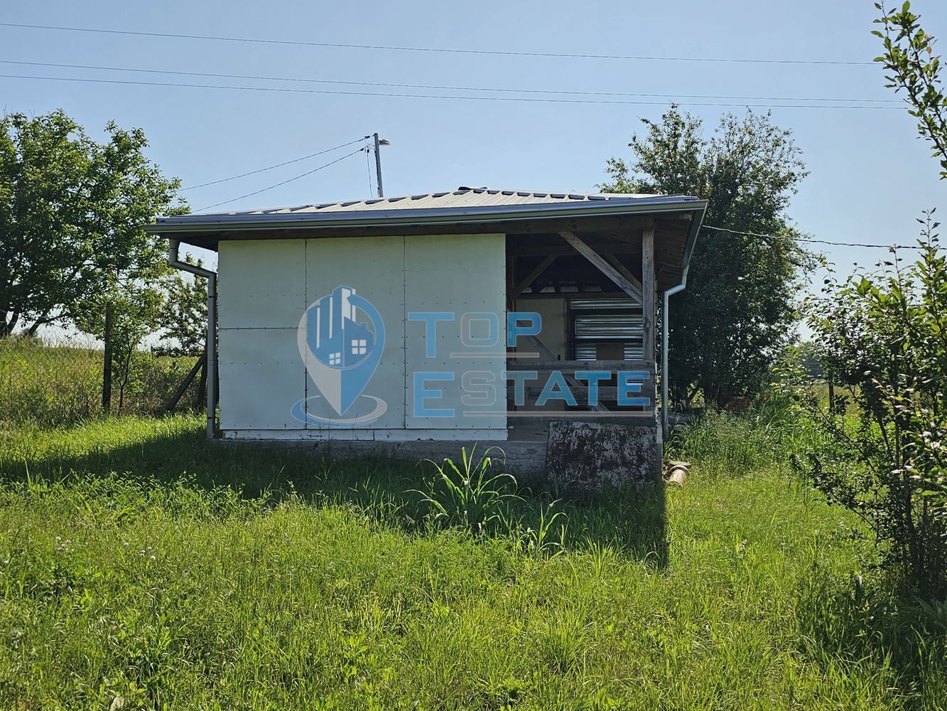 Парцел в регулация с ток, два кладенеца и постройка в село Правда, об