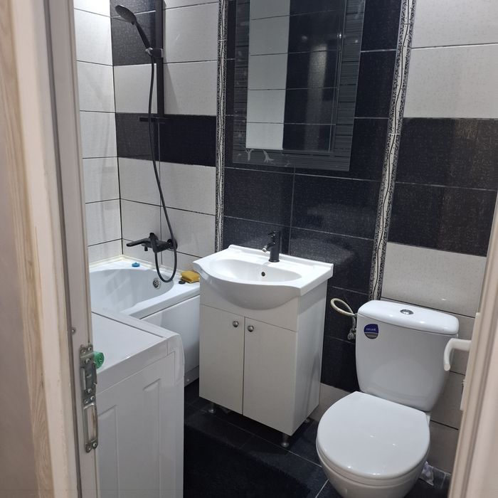 Vand garsoniera in bloc N5, complet utilata