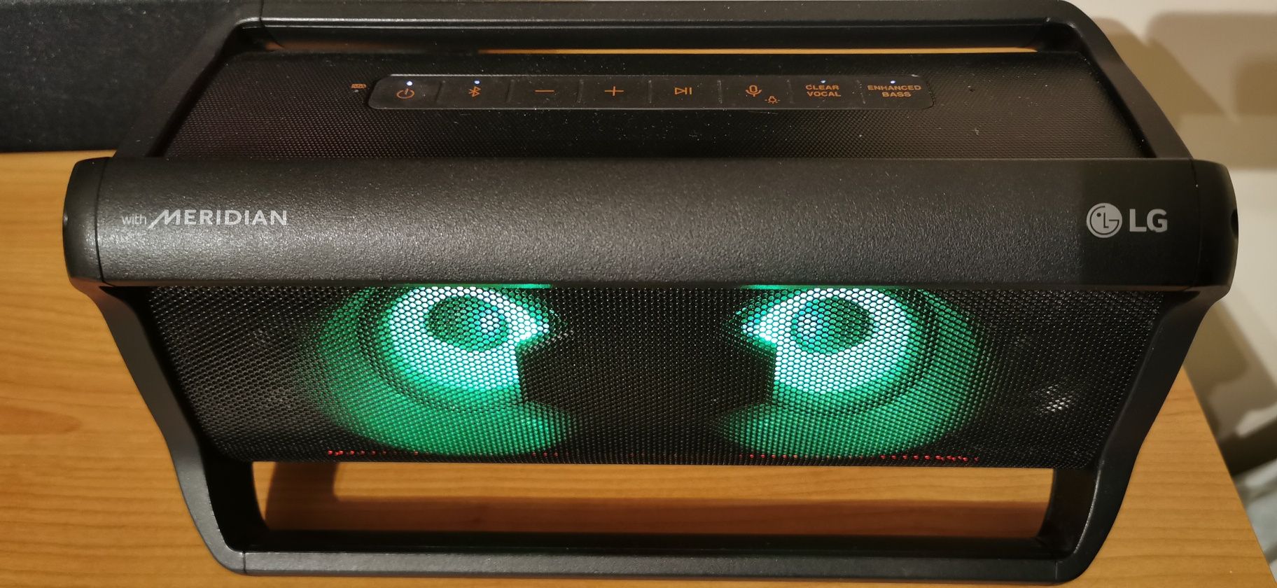 Преносима Bluetooth тонколона LG PK7 XBOOM go