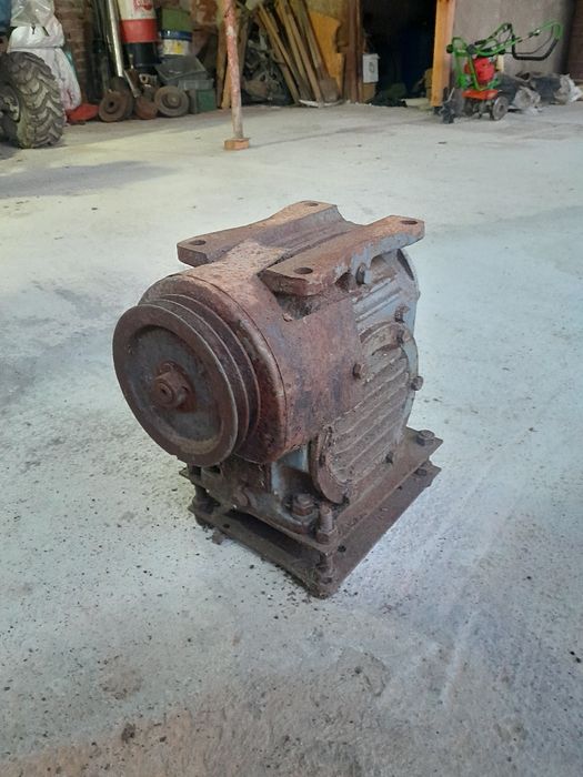 Редуктор 1 към 27