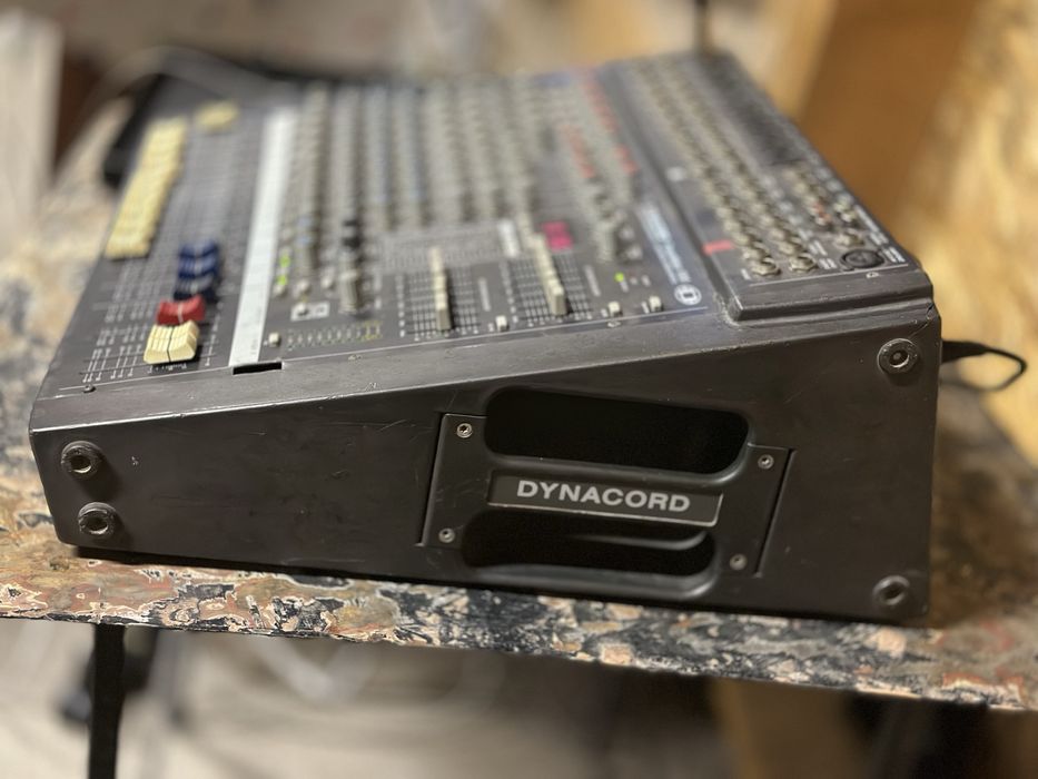 Пулт Dynacord Mate Power 1000W