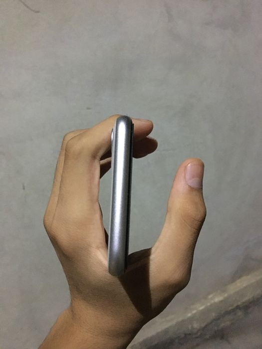 Iphone 11 sotiladi