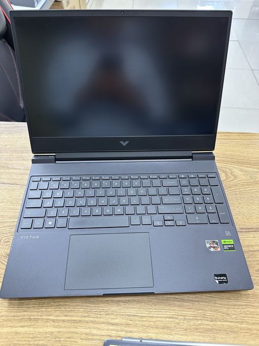 hp victus gaming laptop
