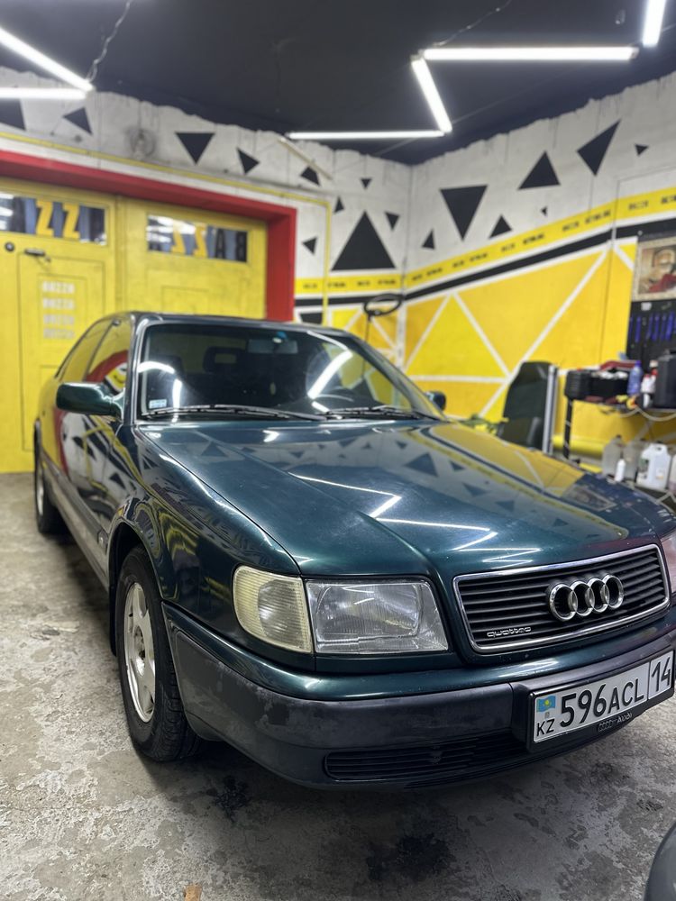 Продам Audi 100 С-4