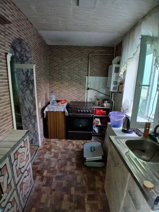 Дом 3 комнаты 1.3 соток  2 отдельных дома на участке