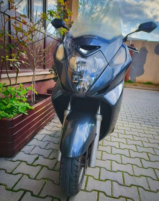 Motocicleta Honda silverwing