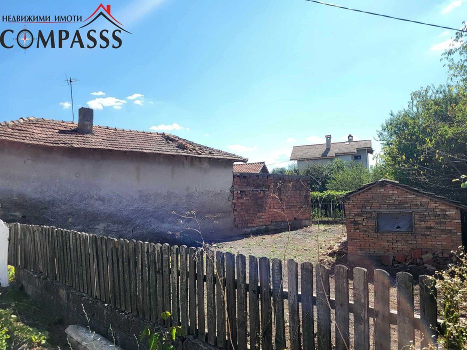 Продава се Къща в с. Стефан Караджа, Област Добрич - 53 кв.м за 510 €/кв.м - Снимка #1