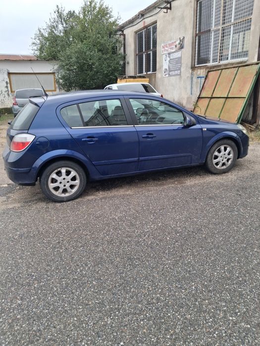 Vând sau schimb opel astra h