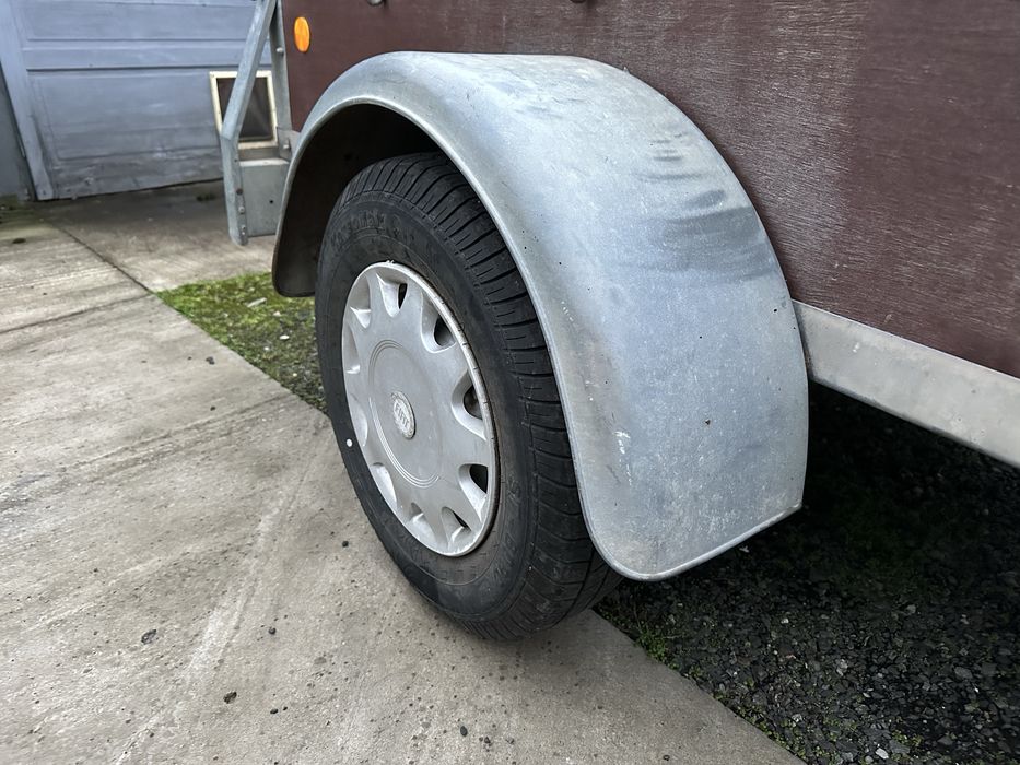 Remorcă 750 kg cu acte