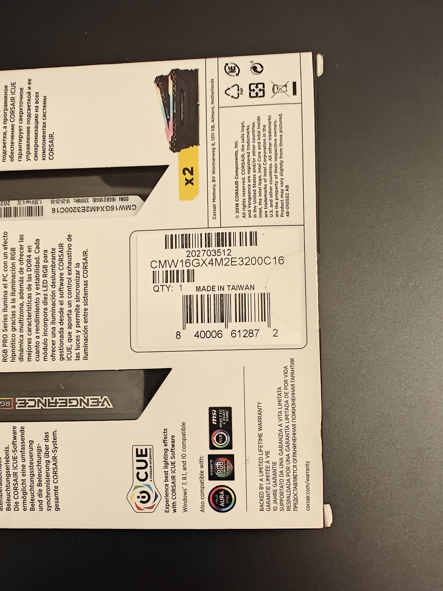 Kit memorii RAM Corsar VENGEANCE Pro  RGB 16 GB
