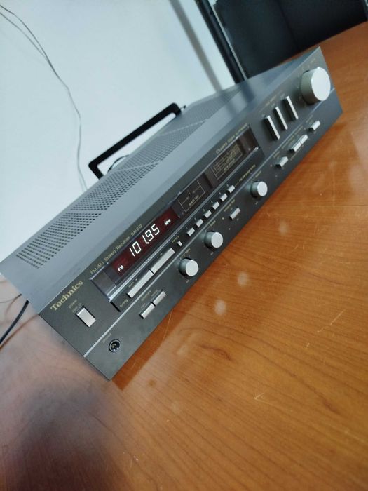 FM/AM Stereo Receiver Technics model: SA-212 Made in Japan! Impecabil!