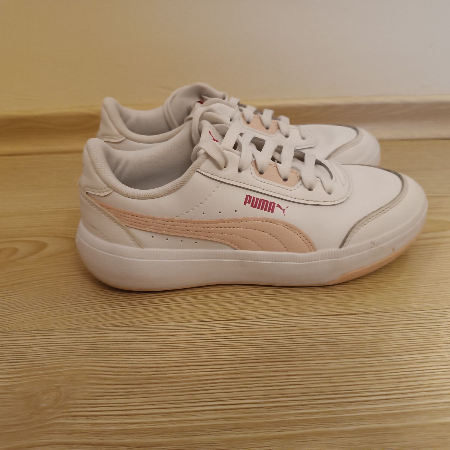 37 н. Маратонки Puma