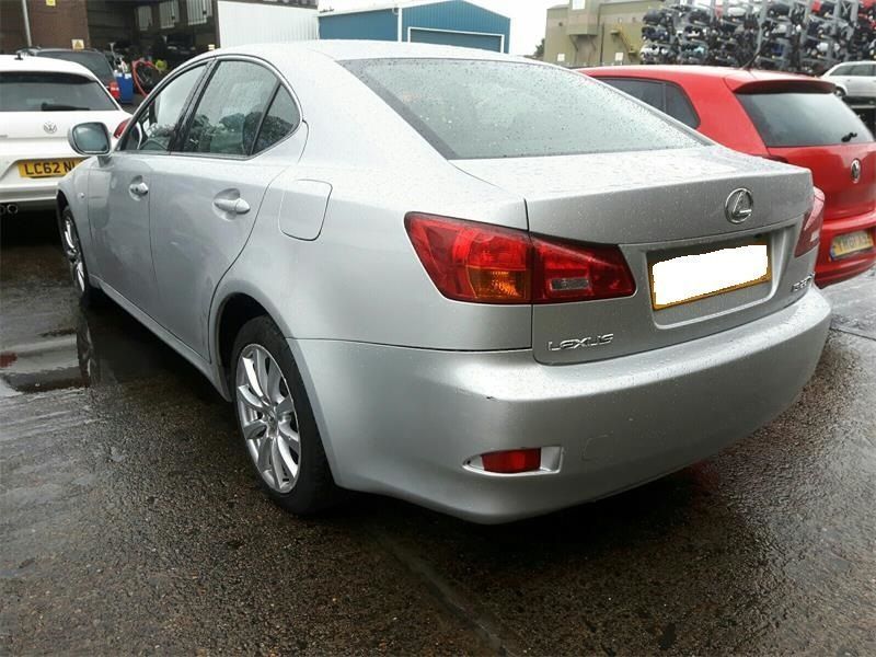 Turbina Lexus IS 2006 Berlina 2.2