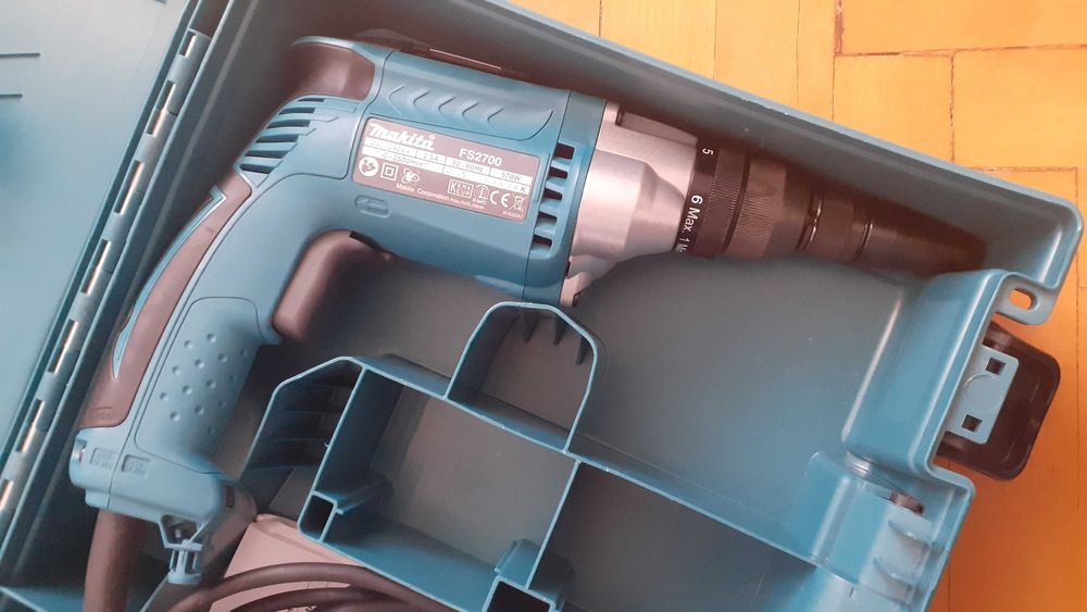 НОВ винтоверт Makita FS2700 + куфар